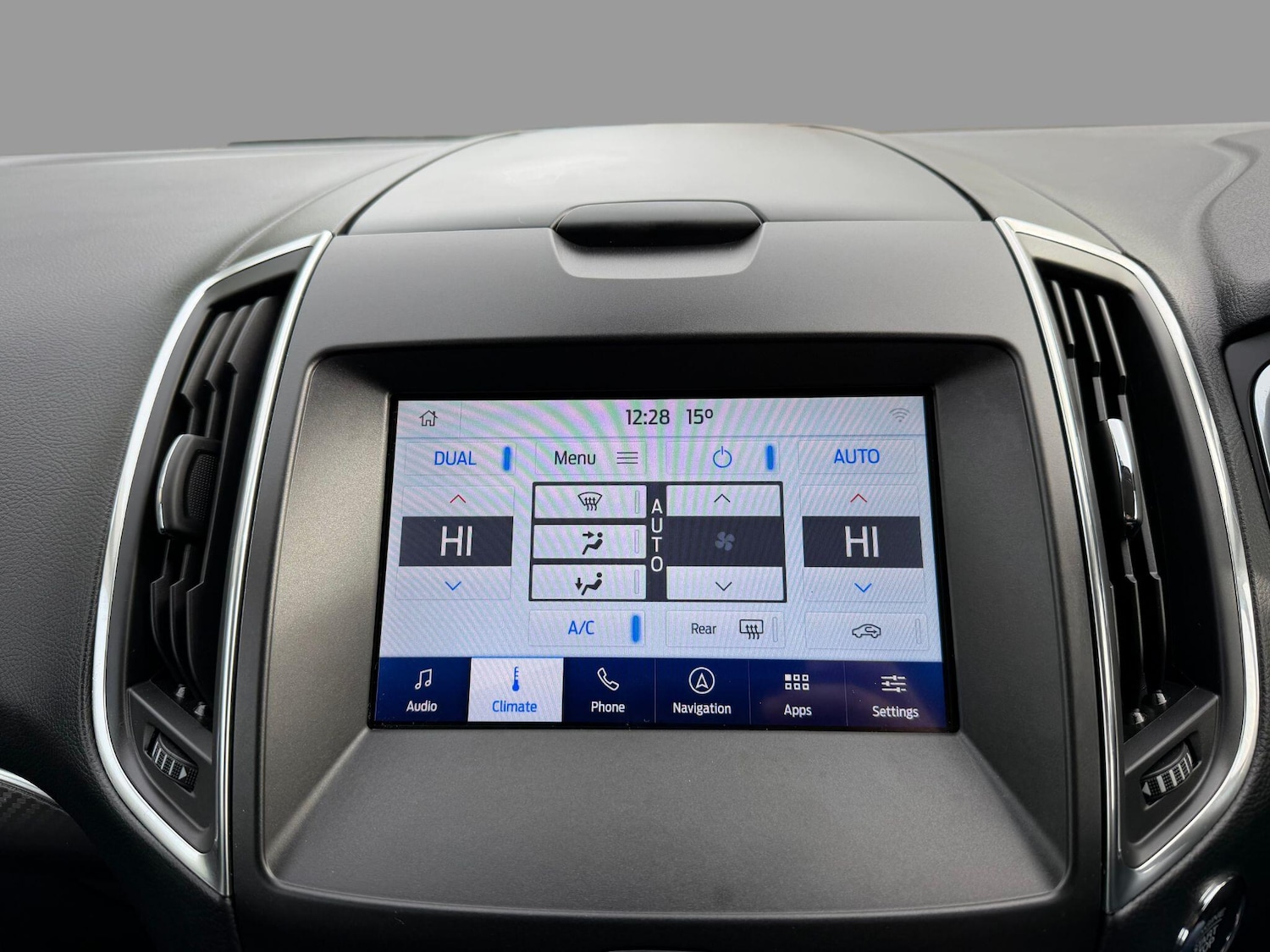 Used Ford Galaxy 2022 for sale - 77193094: Photo 33