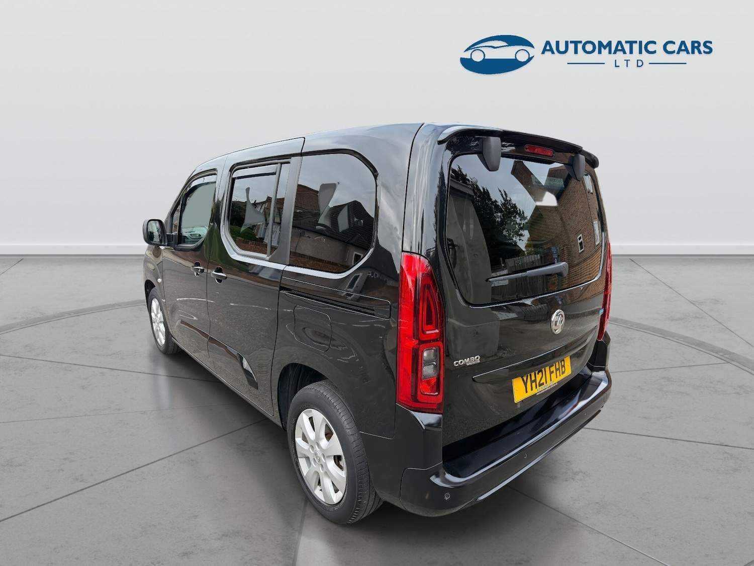 Used Vauxhall Combo Life 2021 for sale - 77193098: Photo 4