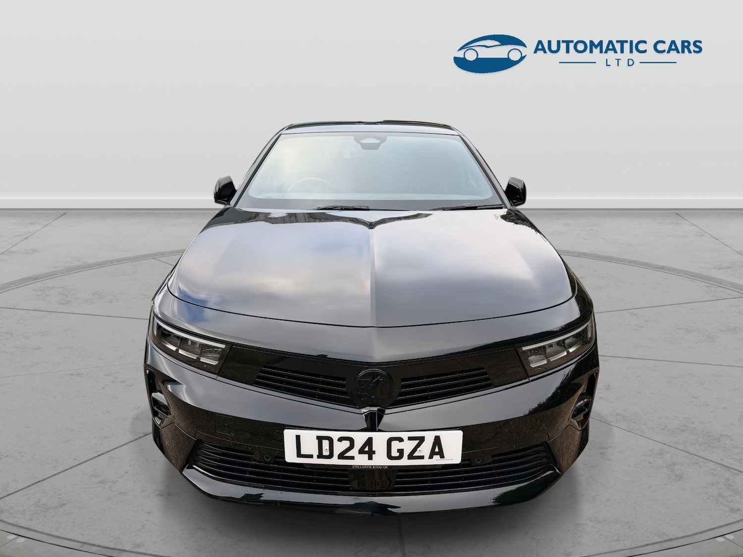 Used Vauxhall Astra 2024 for sale - 77495871: Photo 2