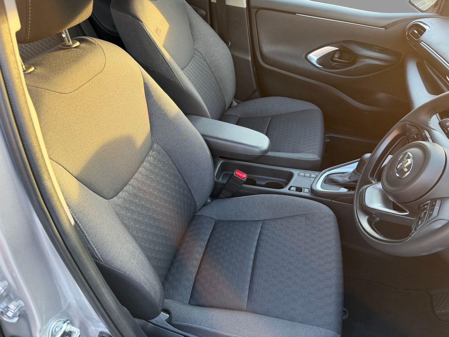 Used Toyota Yaris 2023 for sale - 77193178: Photo 11