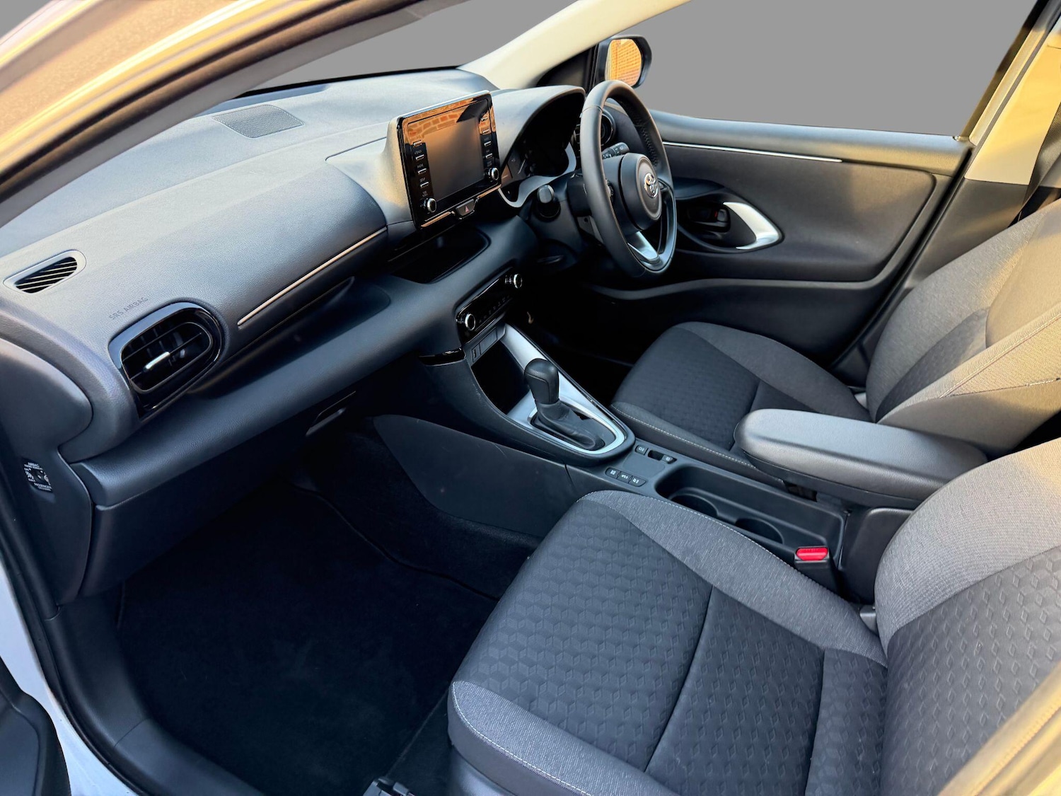 Used Toyota Yaris 2023 for sale - 77193178: Photo 30