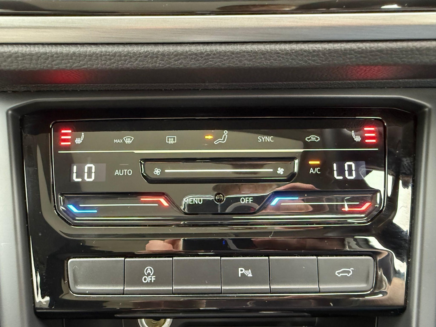 Used Volkswagen Touran 2024 for sale - 77193139: Photo 30