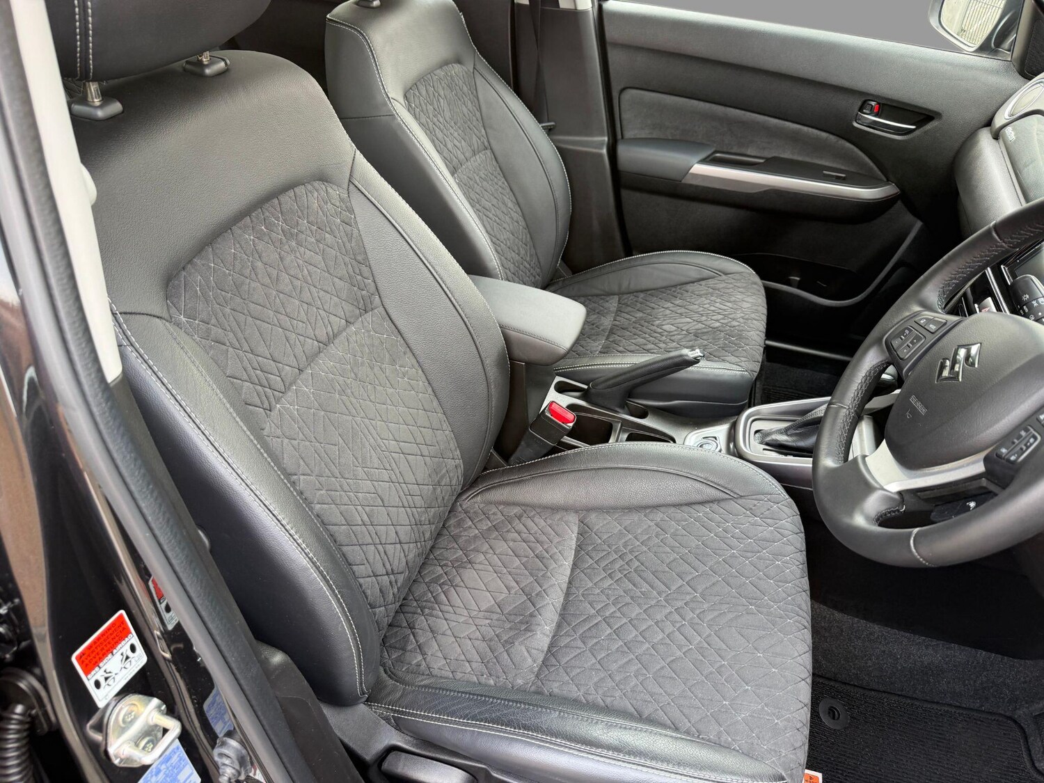 Used Suzuki Vitara 2022 for sale - 77496167: Photo 12