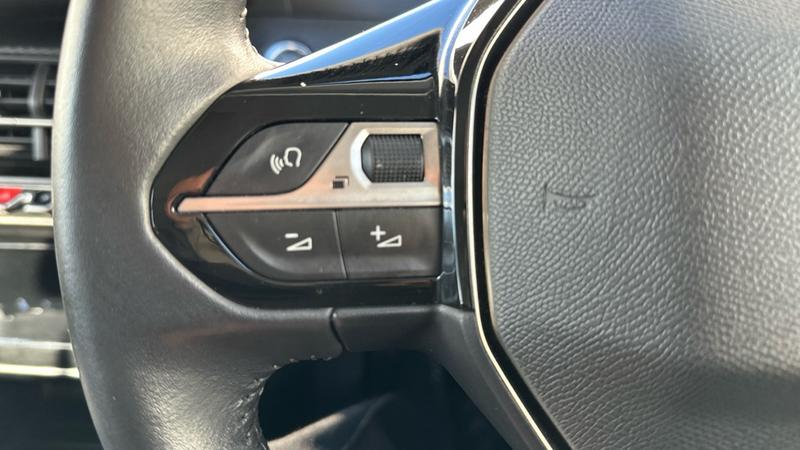 Used Peugeot 208 2021 for sale - 76332513: Photo 45