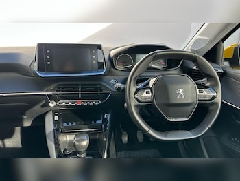 Used Peugeot 208 2021 for sale - 76332513: Photo