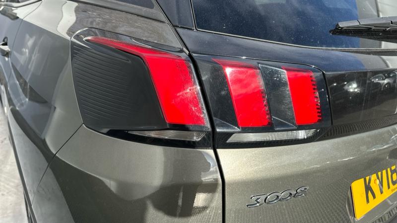 Used Peugeot 3008 2018 for sale - 77619961: Photo 43
