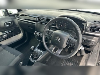 Used Citroen C3 2024 for sale - 78671241: Photo