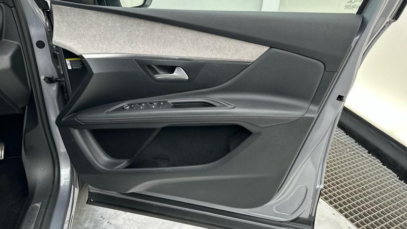 Used Peugeot 3008 2021 for sale - 77910269: Photo 28