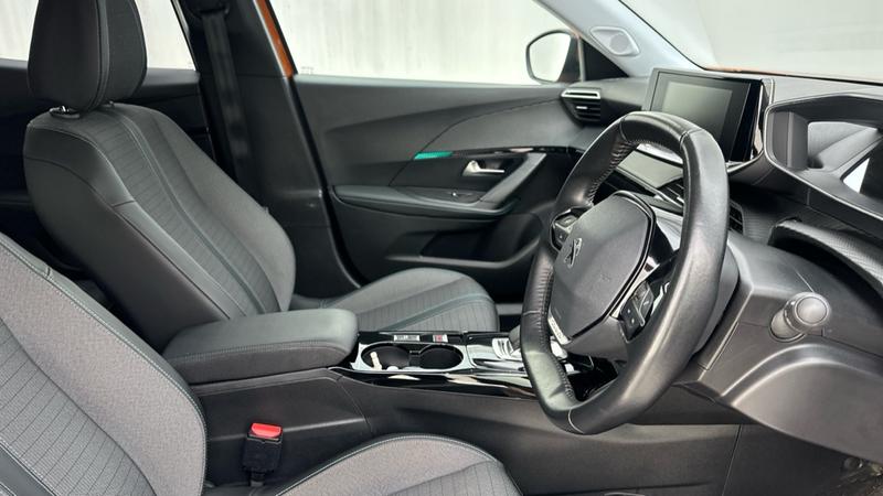 Used Peugeot E-2008 2021 for sale - 77641406: Photo 26
