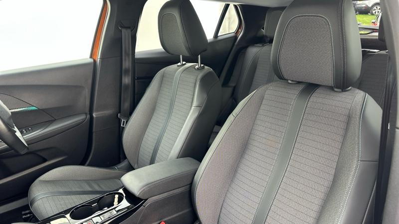 Used Peugeot E-2008 2021 for sale - 77641406: Photo 32