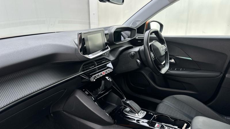 Used Peugeot E-2008 2021 for sale - 77641406: Photo 41