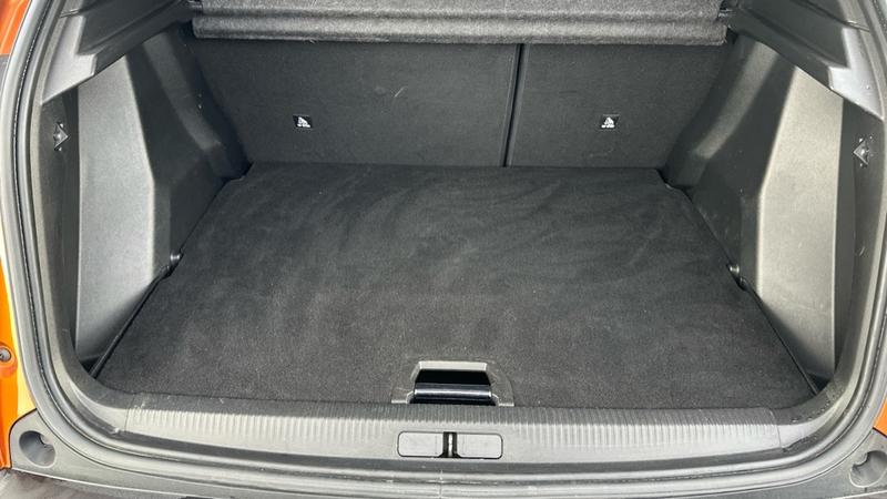 Used Peugeot E-2008 2021 for sale - 77641406: Photo 49