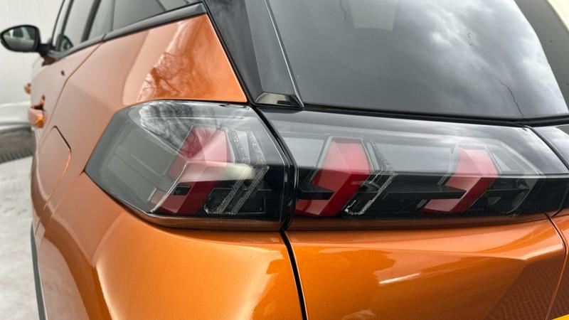 Used Peugeot E-2008 2021 for sale - 77641406: Photo 51