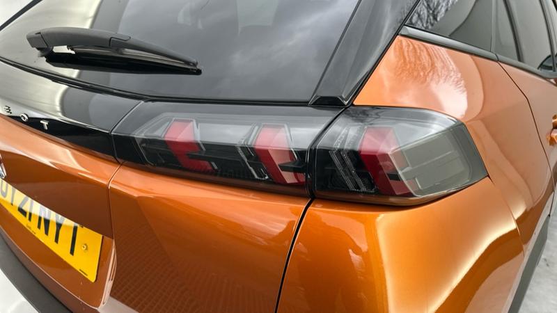 Used Peugeot E-2008 2021 for sale - 77641406: Photo 54