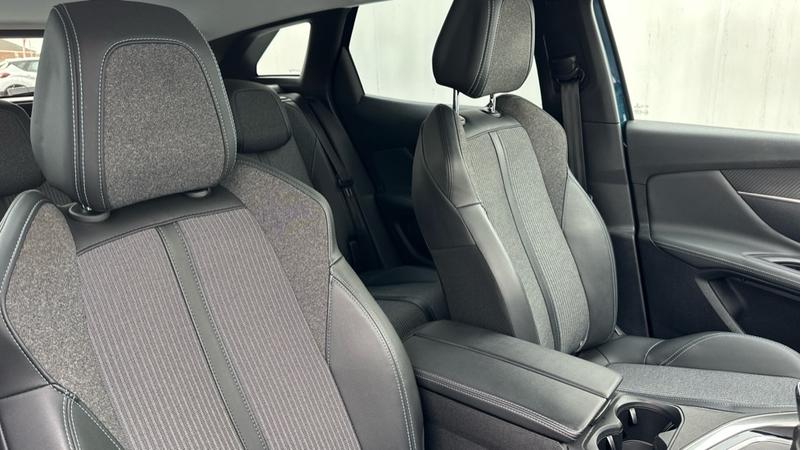 Used Peugeot 3008 2021 for sale - 77951281: Photo 25