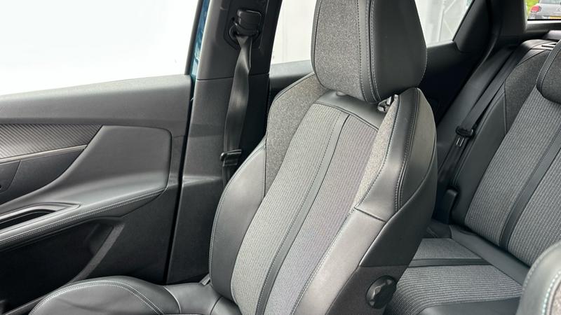 Used Peugeot 3008 2021 for sale - 77951281: Photo 38