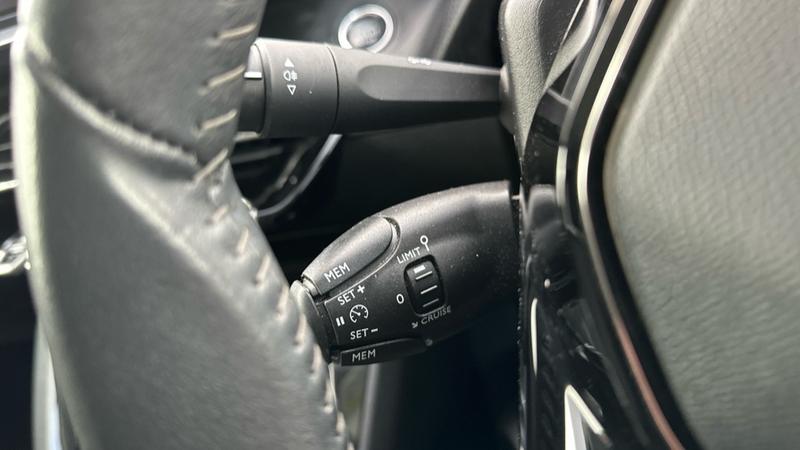 Used Peugeot 2008 2022 for sale - 77198833: Photo 46