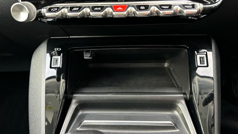 Used Peugeot 2008 2022 for sale - 77198833: Photo 56