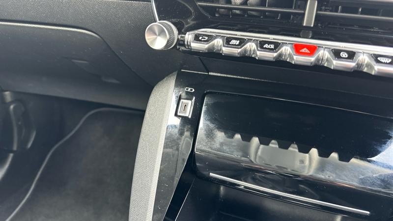 Used Peugeot 2008 for sale - 78109503: Photo 55