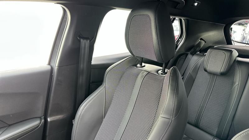Used Peugeot E-2008 2025 for sale - 77117367: Photo 23