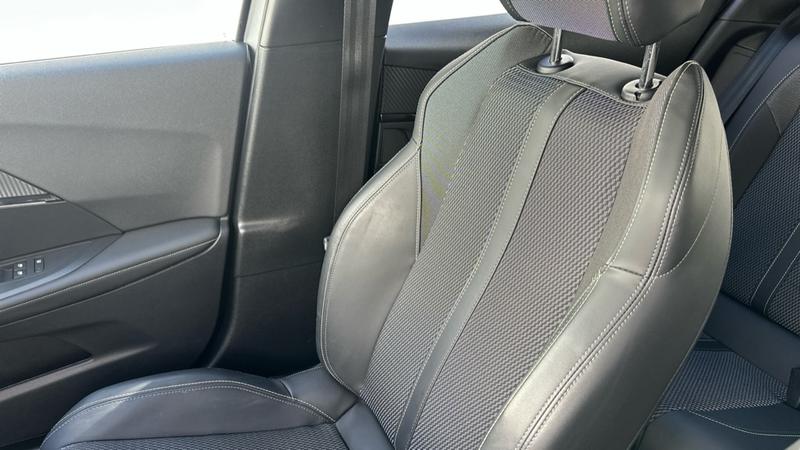 Used Peugeot 2008 2024 for sale - 77878243: Photo 36