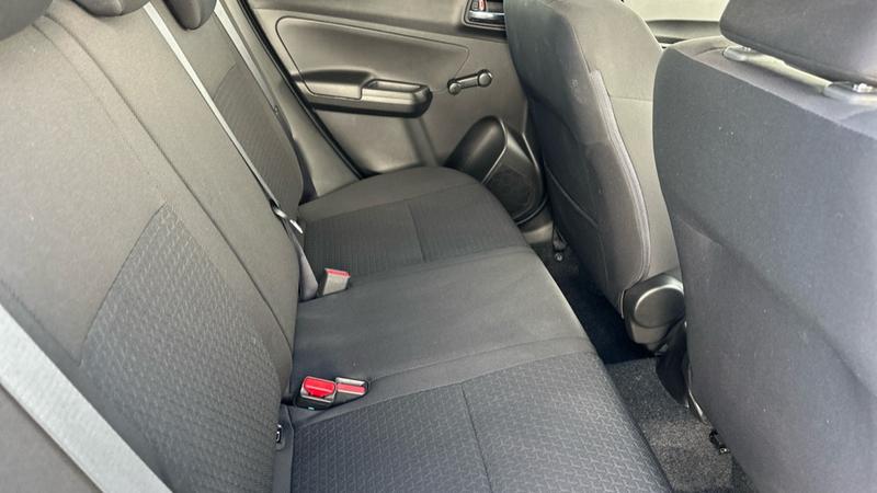 Used Suzuki Swift 2020 for sale - 77918648: Photo 30
