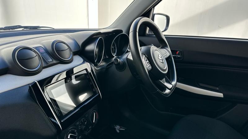 Used Suzuki Swift 2020 for sale - 77918648: Photo 41