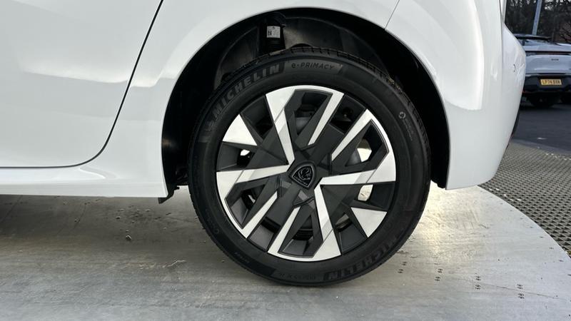 Used Peugeot 208 2025 for sale - 76960956: Photo 18