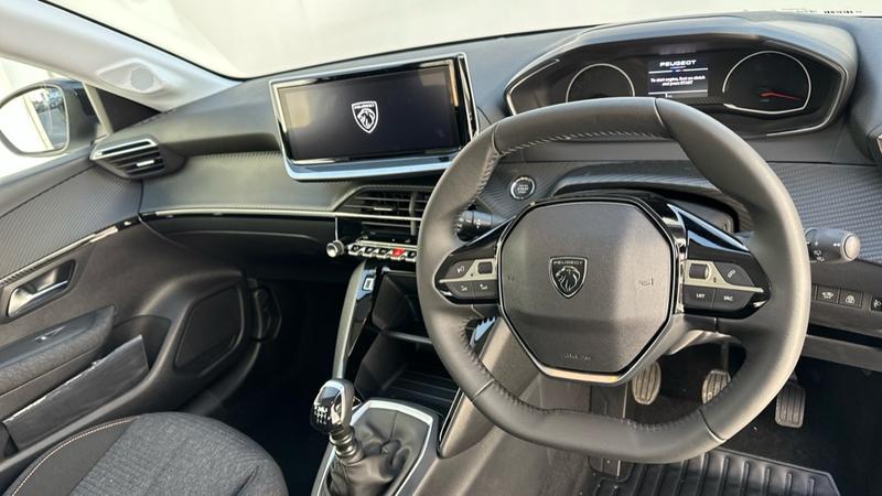 Used Peugeot 208 2025 for sale - 76960956: Photo 2