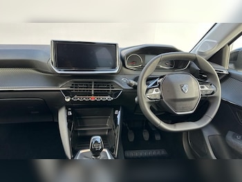 Used Peugeot 208 2025 for sale - 76960956: Photo