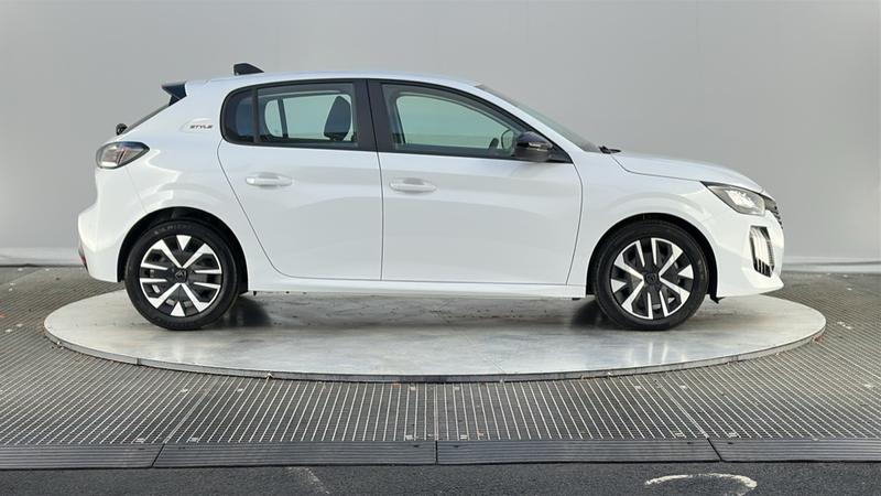Used Peugeot 208 2025 for sale - 76960956: Photo 5