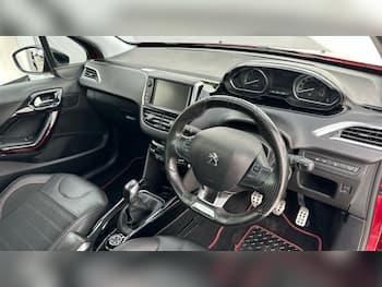 Used Peugeot 2008 2019 for sale - 79771537: Photo