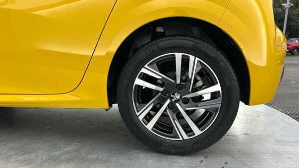 Used Peugeot 208 2022 for sale - 76196487: Photo 18