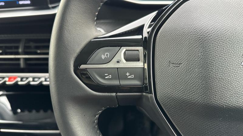 Used Peugeot 208 2022 for sale - 76196487: Photo 44