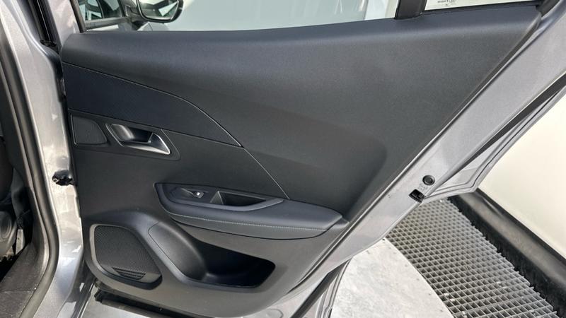 Used Peugeot 2008 2022 for sale - 77965902: Photo 29