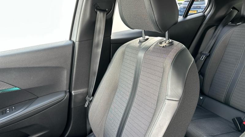 Used Peugeot 2008 2022 for sale - 77965902: Photo 37