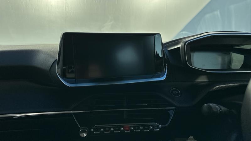 Used Peugeot 2008 2022 for sale - 76458537: Photo 12