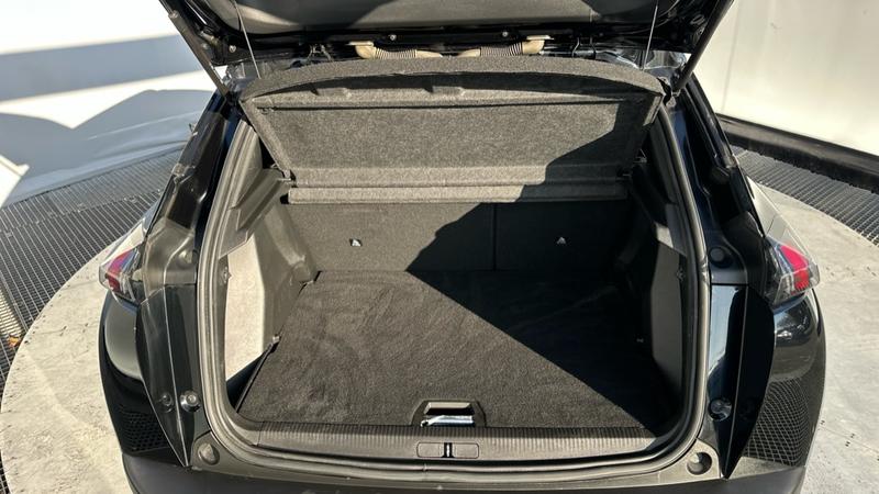 Used Peugeot 2008 2022 for sale - 76458537: Photo 15