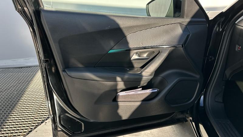 Used Peugeot 2008 2022 for sale - 76458537: Photo 28