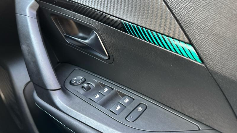 Used Peugeot 2008 2022 for sale - 76458537: Photo 41