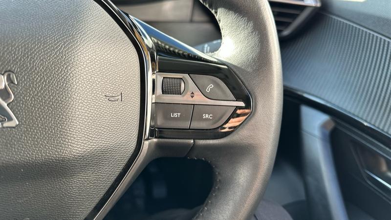 Used Peugeot 2008 2022 for sale - 76458537: Photo 42