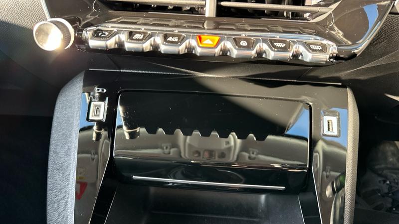 Used Peugeot 2008 2022 for sale - 76458537: Photo 56