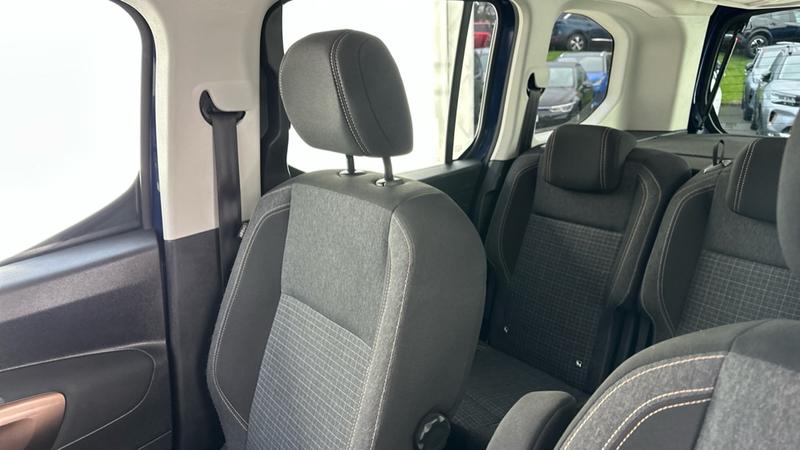 Used Peugeot Rifter 2020 for sale - 77044774: Photo 24