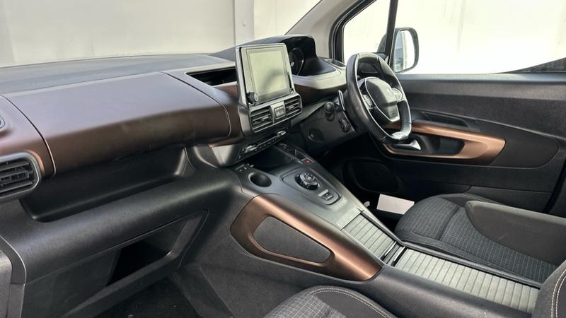 Used Peugeot Rifter 2020 for sale - 77044774: Photo 28