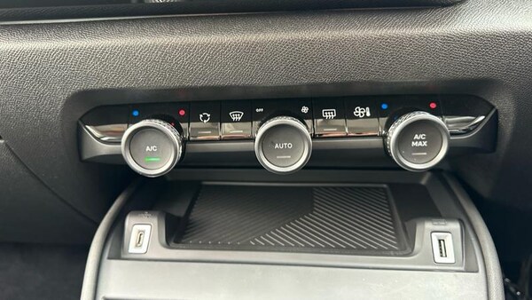 Used Citroen C4 2021 for sale - 76266143: Photo 59