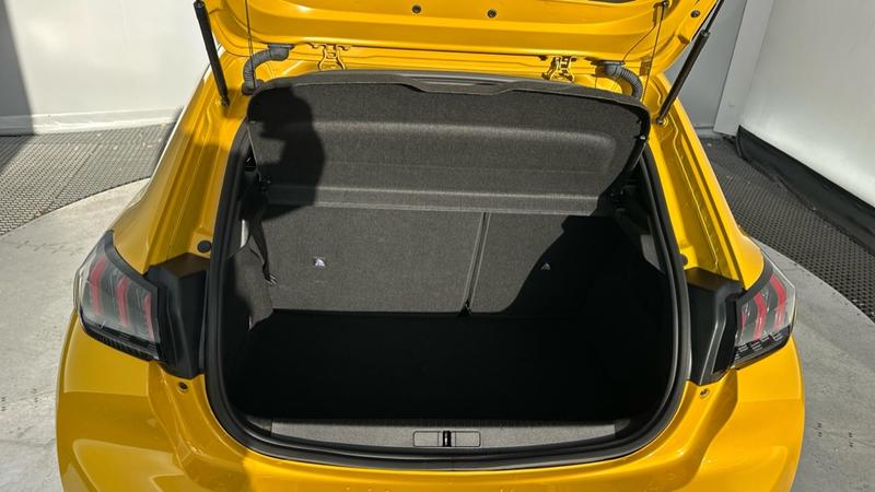 Used Peugeot 208 2023 for sale - 76684928: Photo 15