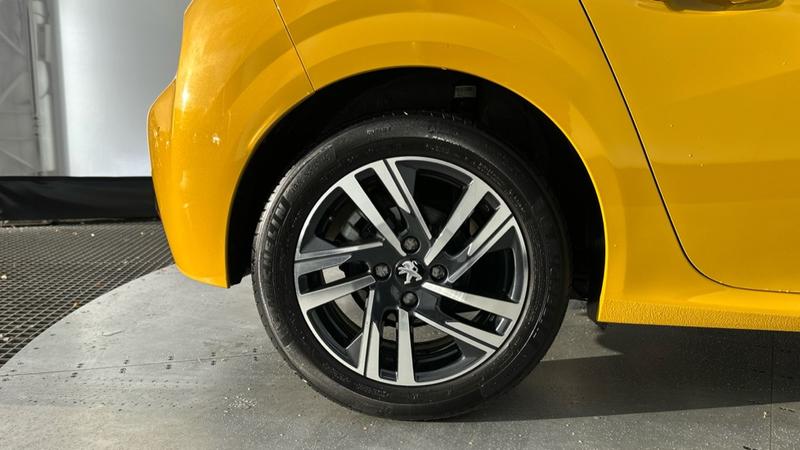 Used Peugeot 208 2023 for sale - 76684928: Photo 19