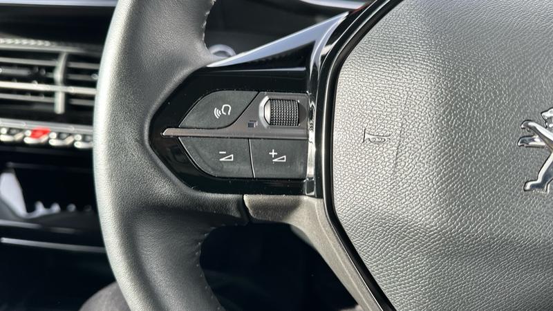 Used Peugeot 208 2023 for sale - 76684928: Photo 44