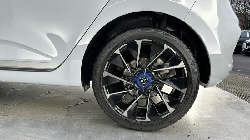 Used Renault Clio 2025 for sale - 76797122: Photo 18