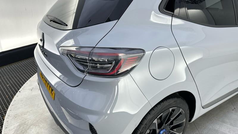 Used Renault Clio 2025 for sale - 76797122: Photo 31